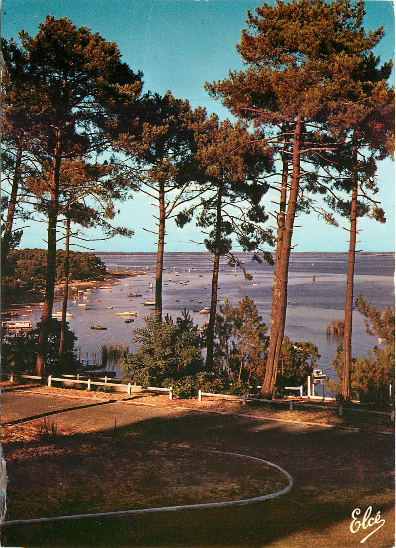 CPM Bassin d'Arcachon Gironde Echappee sur le Bassin 