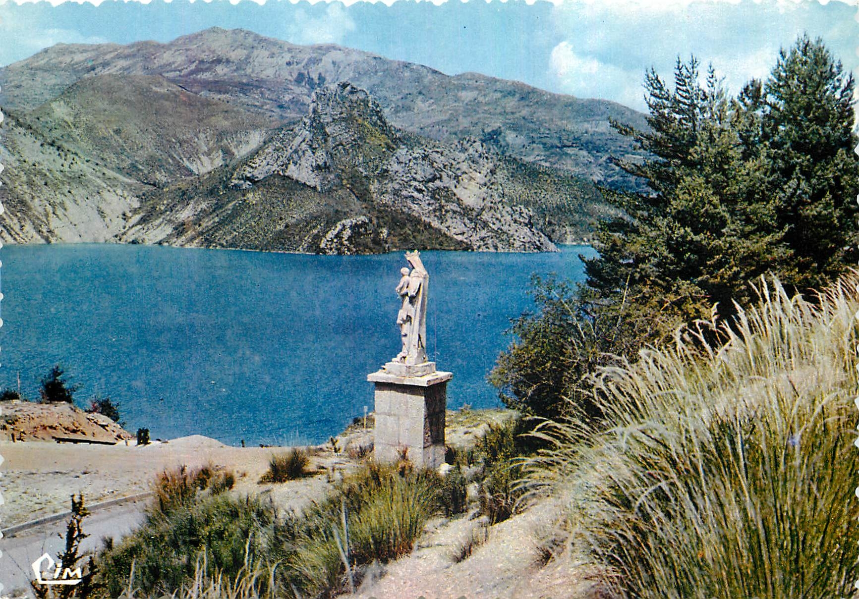 CPM Castellane B Alpes Lac de Castillon 