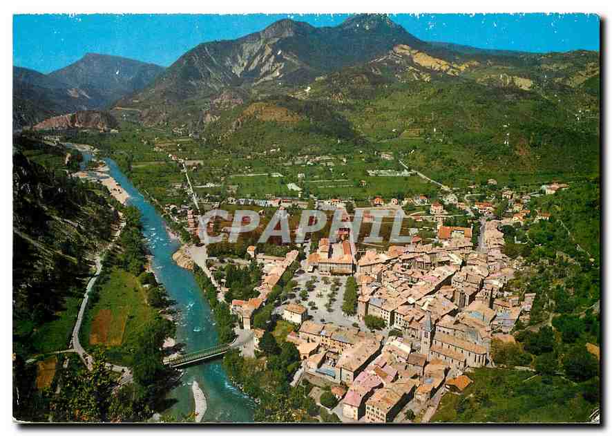CPM Paysages de France Castellane Alpes de Haute Provence La Ville et la Vallee du Verdon vus de la 