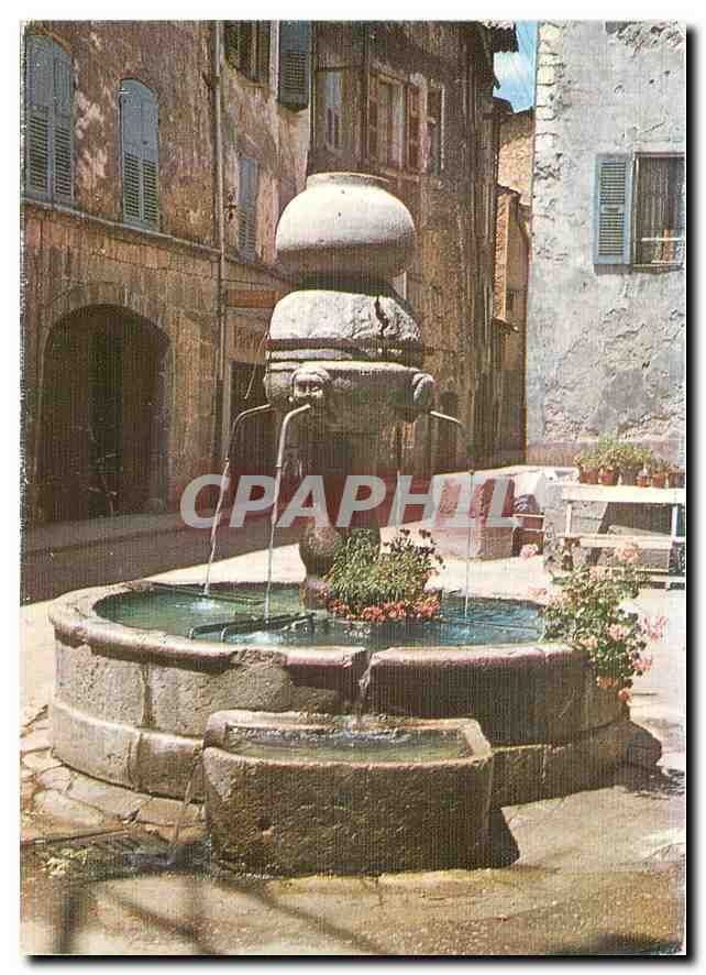 CPM Images de Provence Vieille fontaine a Castellane 