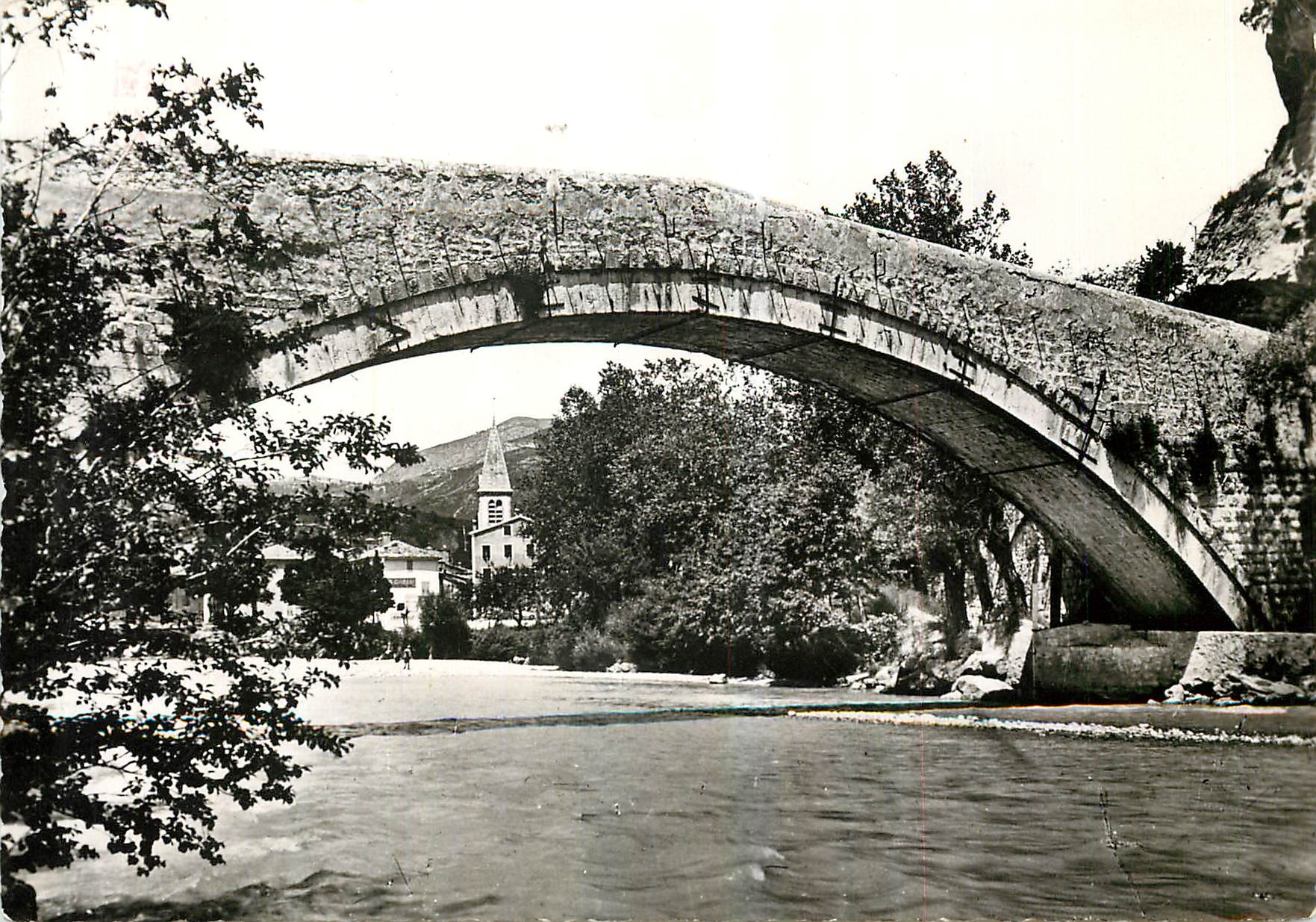 CPM Castellane B A Le Pont Napoleon 