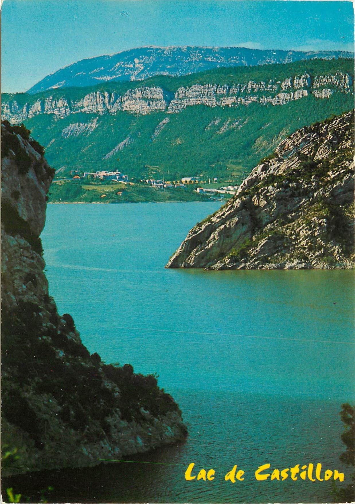 CPM Paysages de France Lac de Castillon Alpes de Haute Provens de Saint Julien ce Le Lac a St Julien