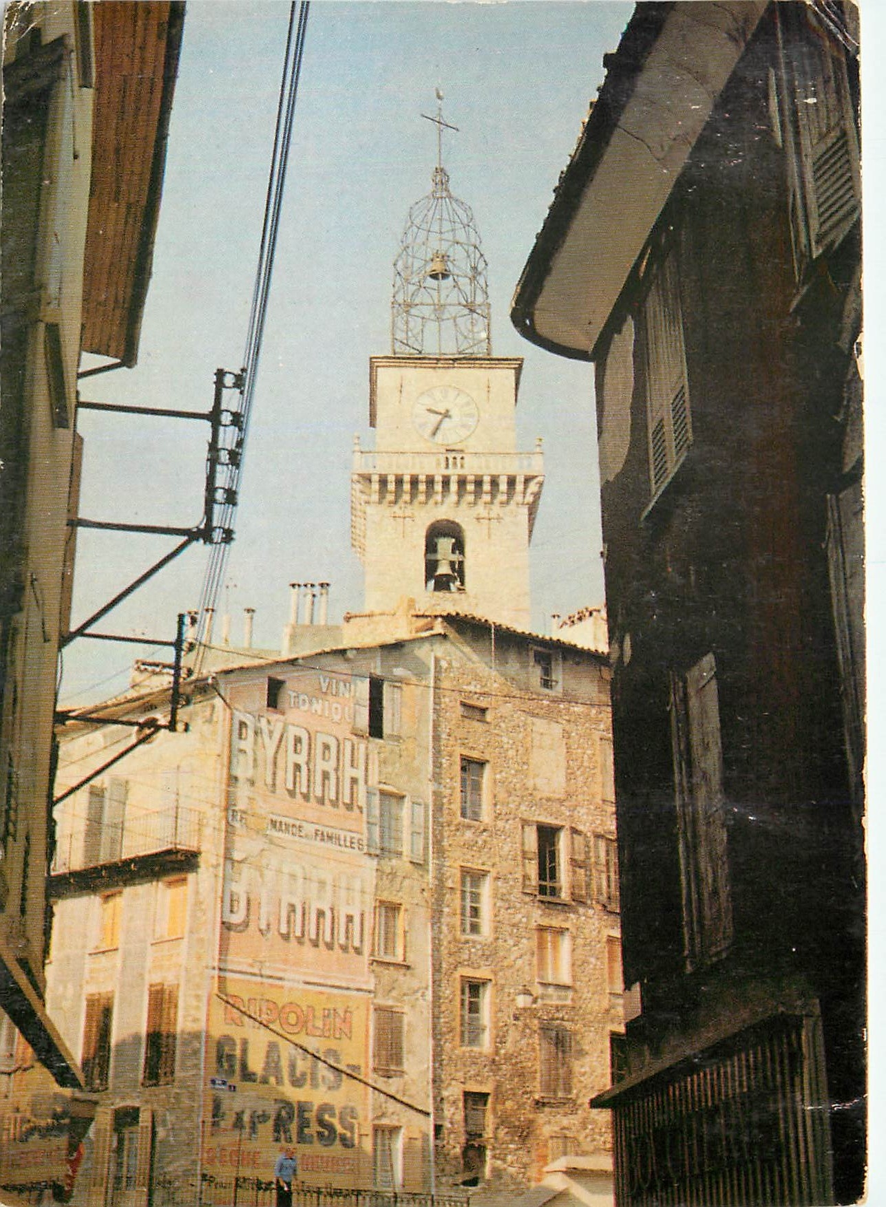 CPM Digne les Bains La vieille Ville 