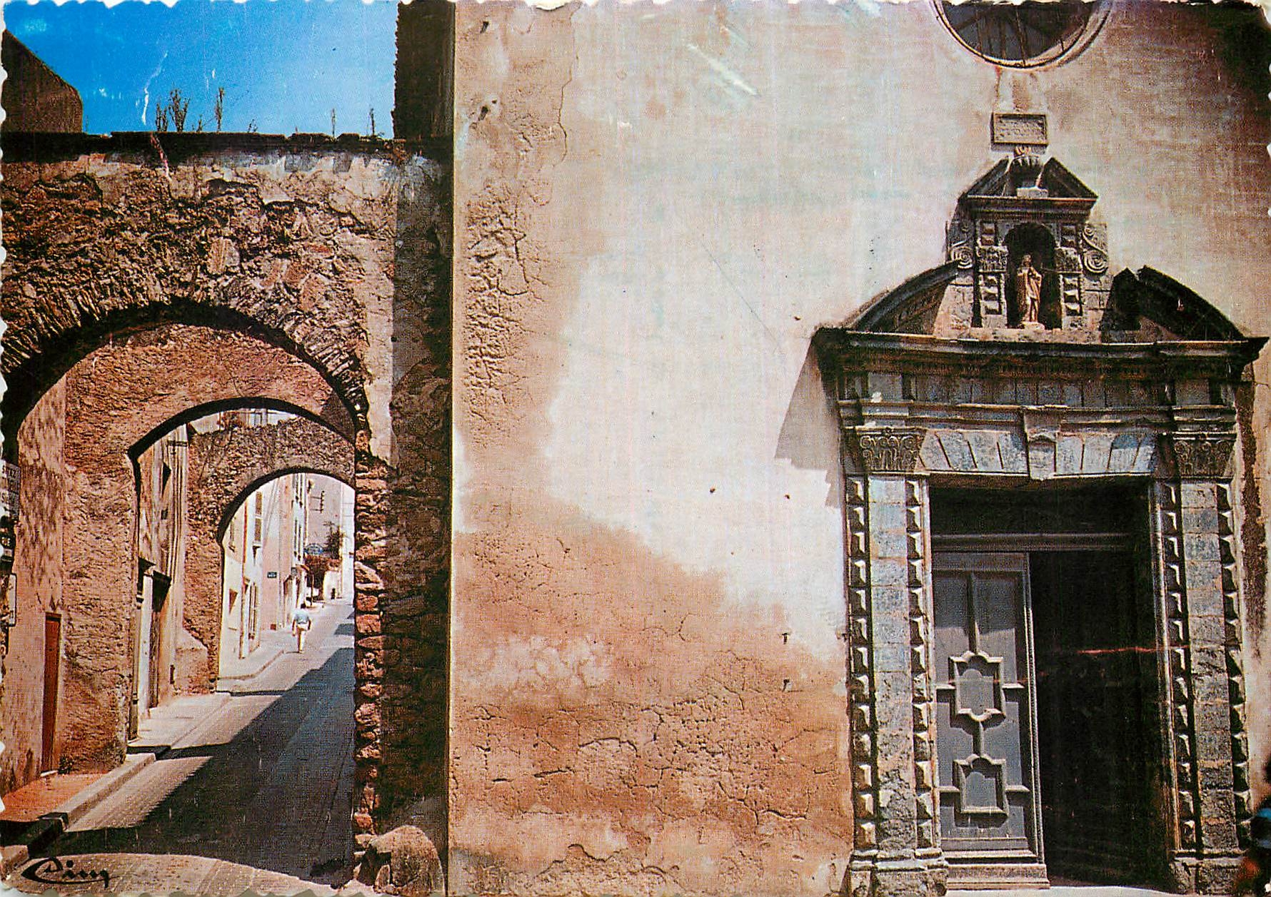 CPM Cote d'Azur France Rivages du Massif des Meures 