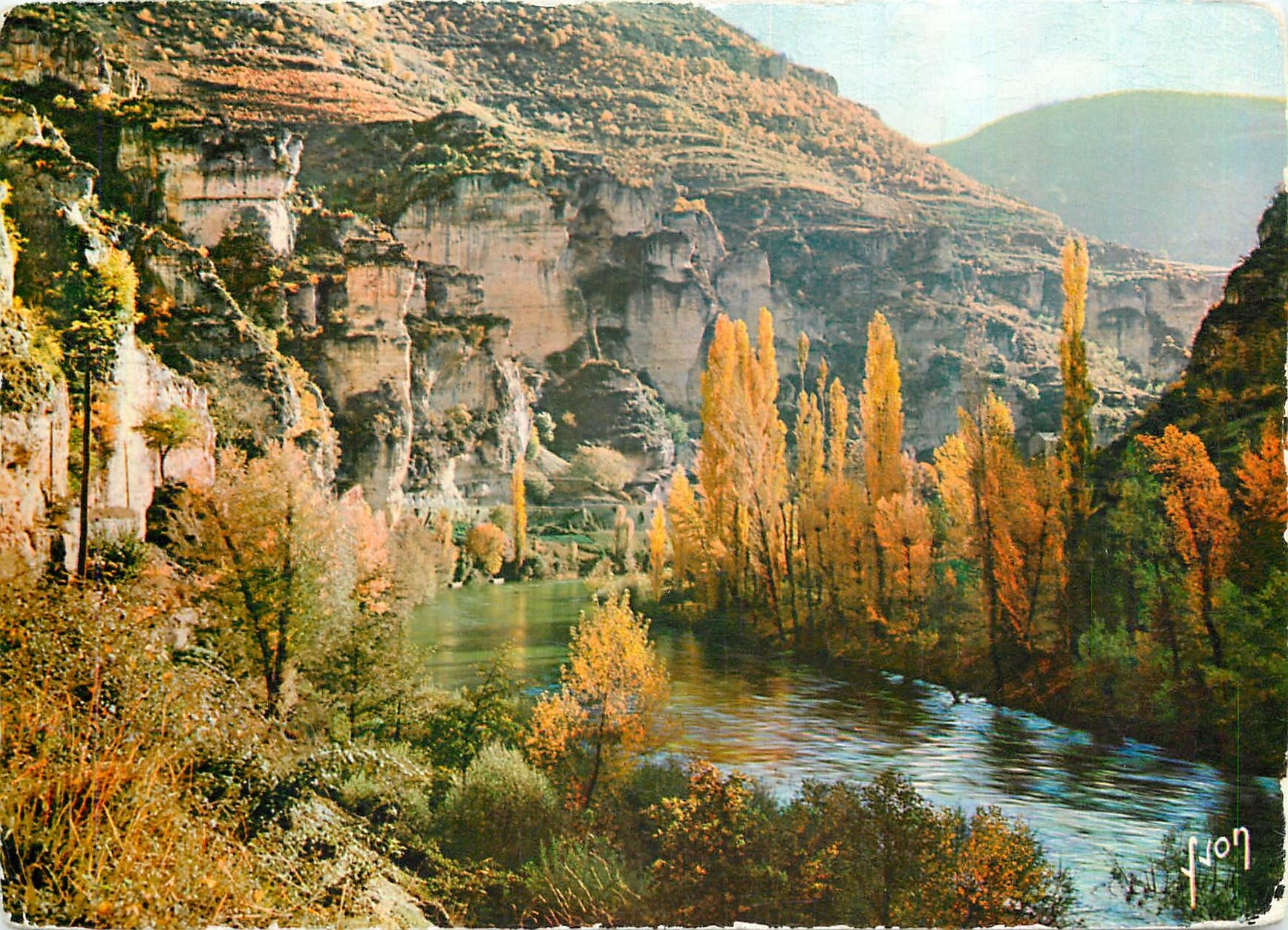 CPM Couleurs et Lumiere de France Gorges Lozere 
