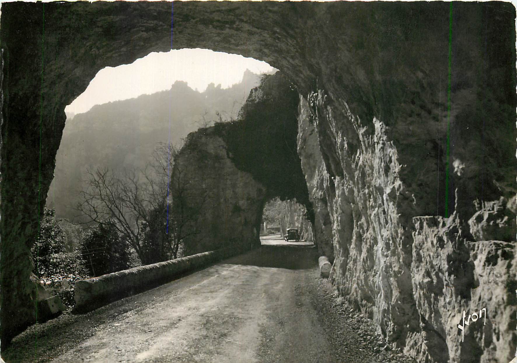CPM Les Gorges du Tarn Lozere La route sous les Tunnels 