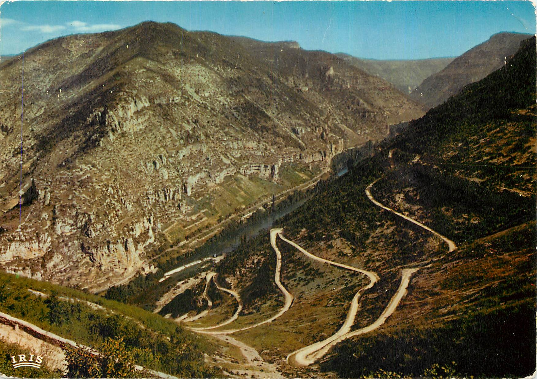 CPM Gorges du Tarn La Malene route du Causse Mejean Les lacets 