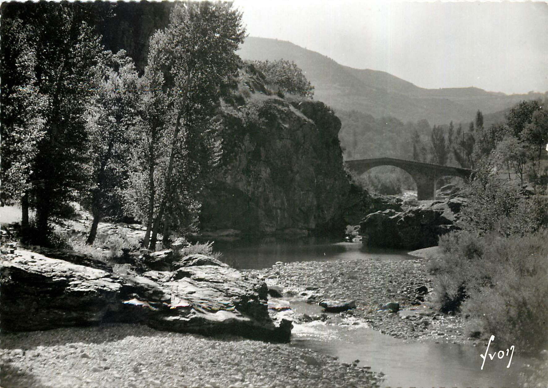 CPM Florac Lozere Le Pont de Barre et le rocher des fees 