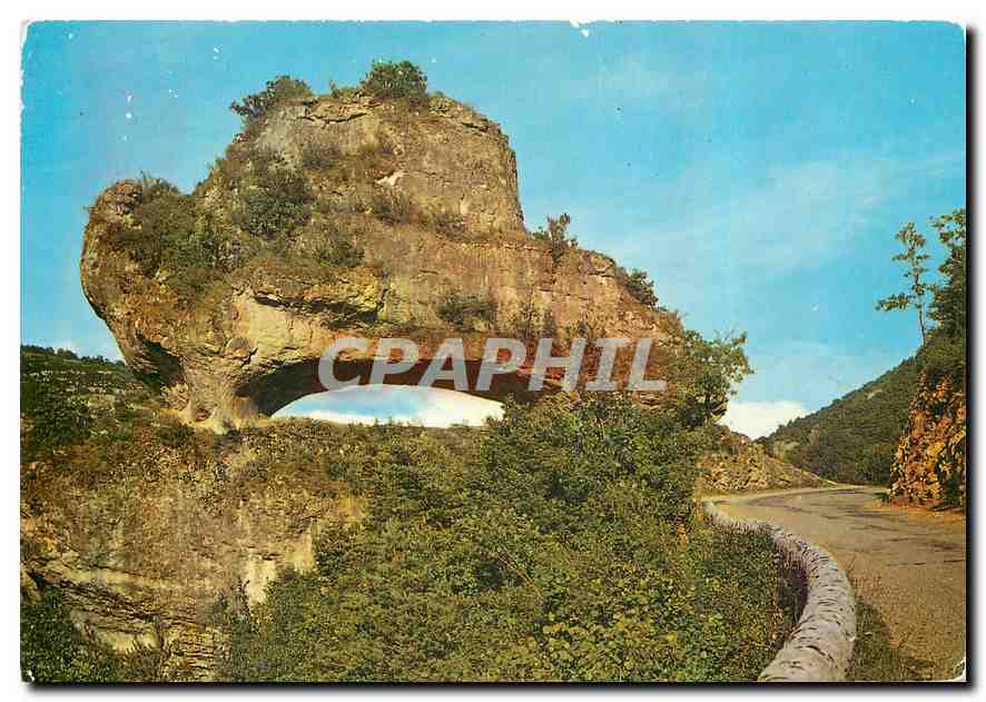 CPM En Parcourant la Lozere La Canourgue Lozere Le Sabot 