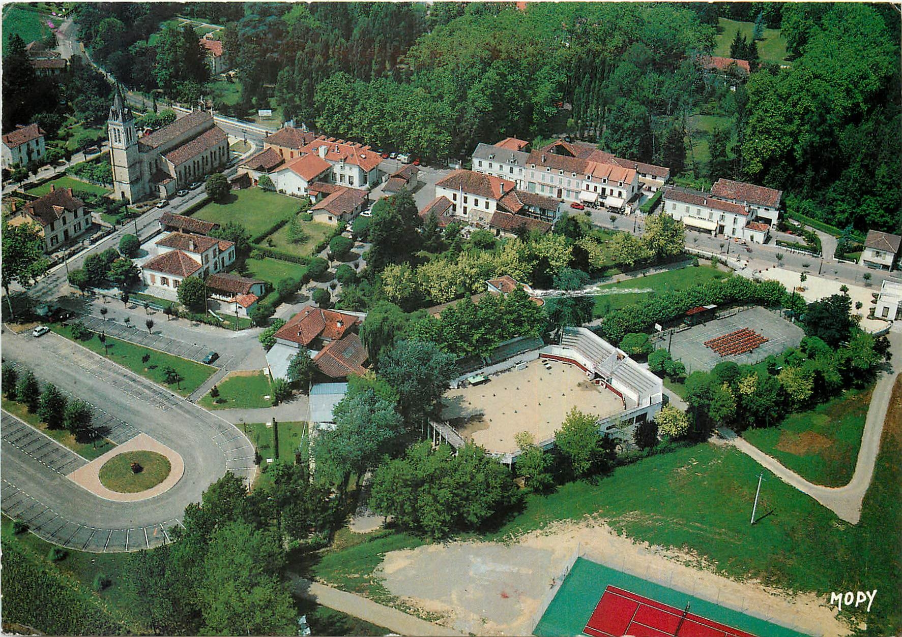 CPM La France Les Landes Touristiques Eugenie les Bains Vue aerienne 