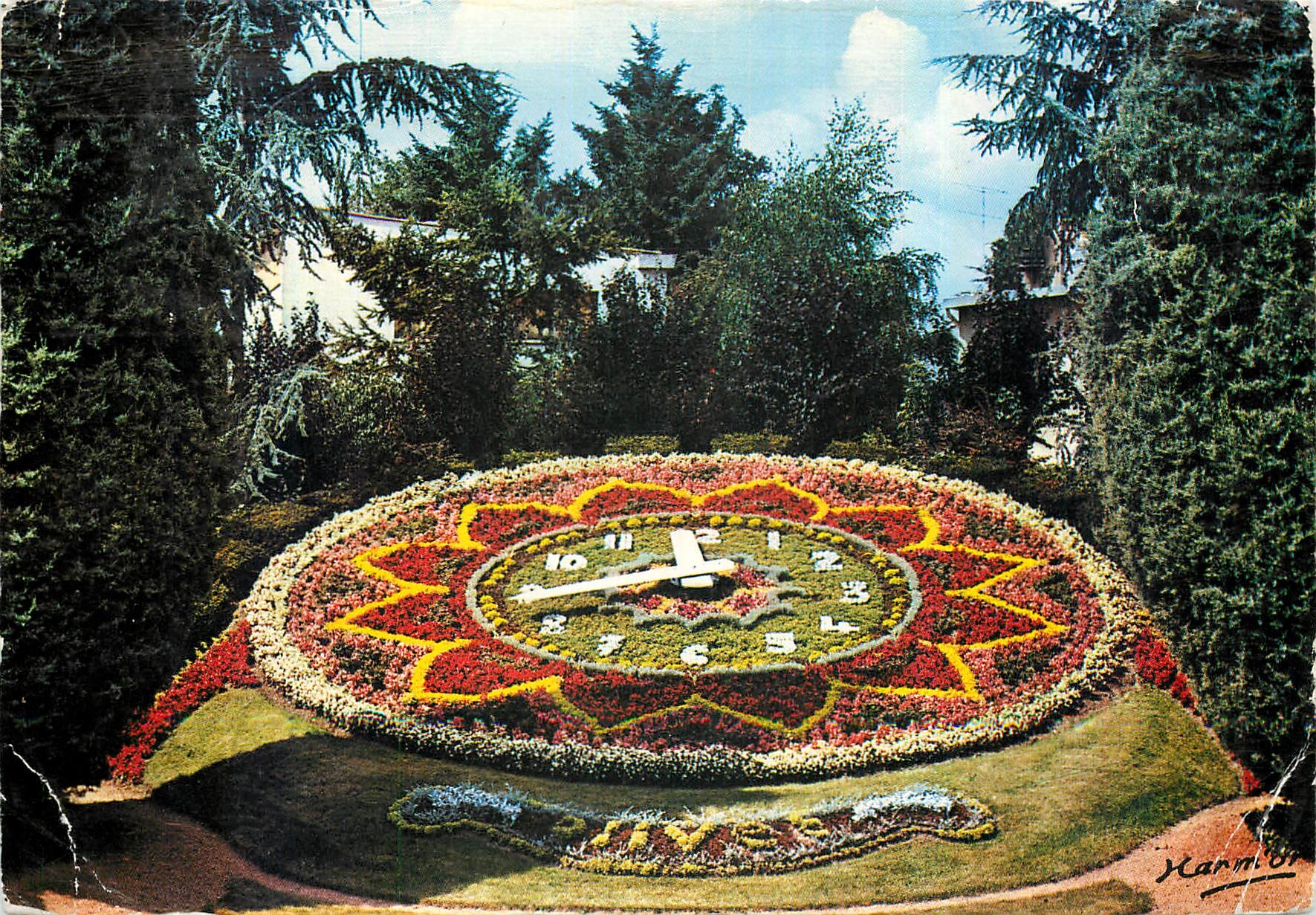 CPM Olivet Loiret L'Horloge fleurie 
