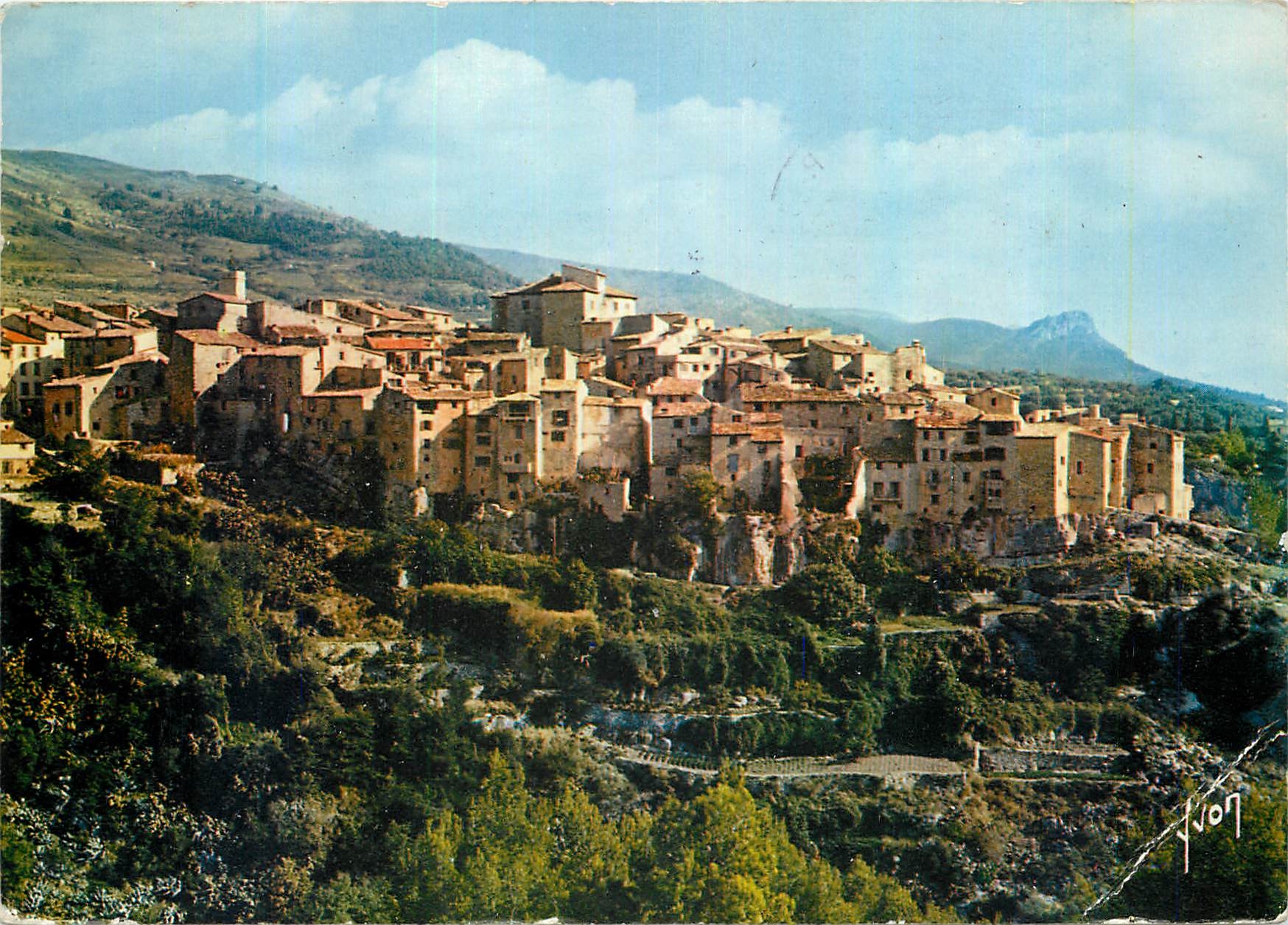 CPM Couleurs et Lumiere de France La Cote d'Azur miracle de la nature Tourrettes sur Loup A M Curieu