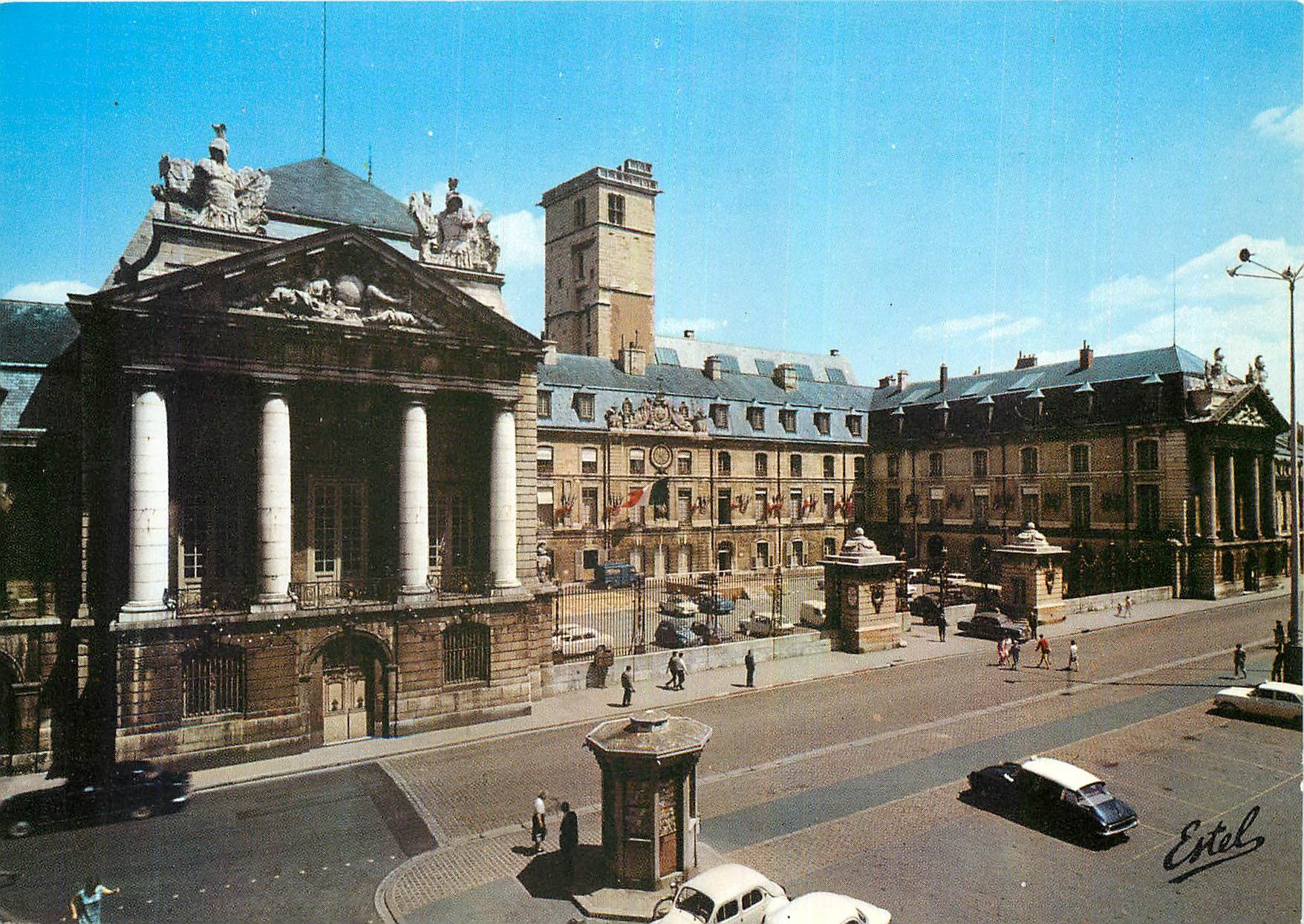 CPM Au Pays des Grands Crus Dijon Cote d'Or L'ancien palais des ducs de Bourgogne 