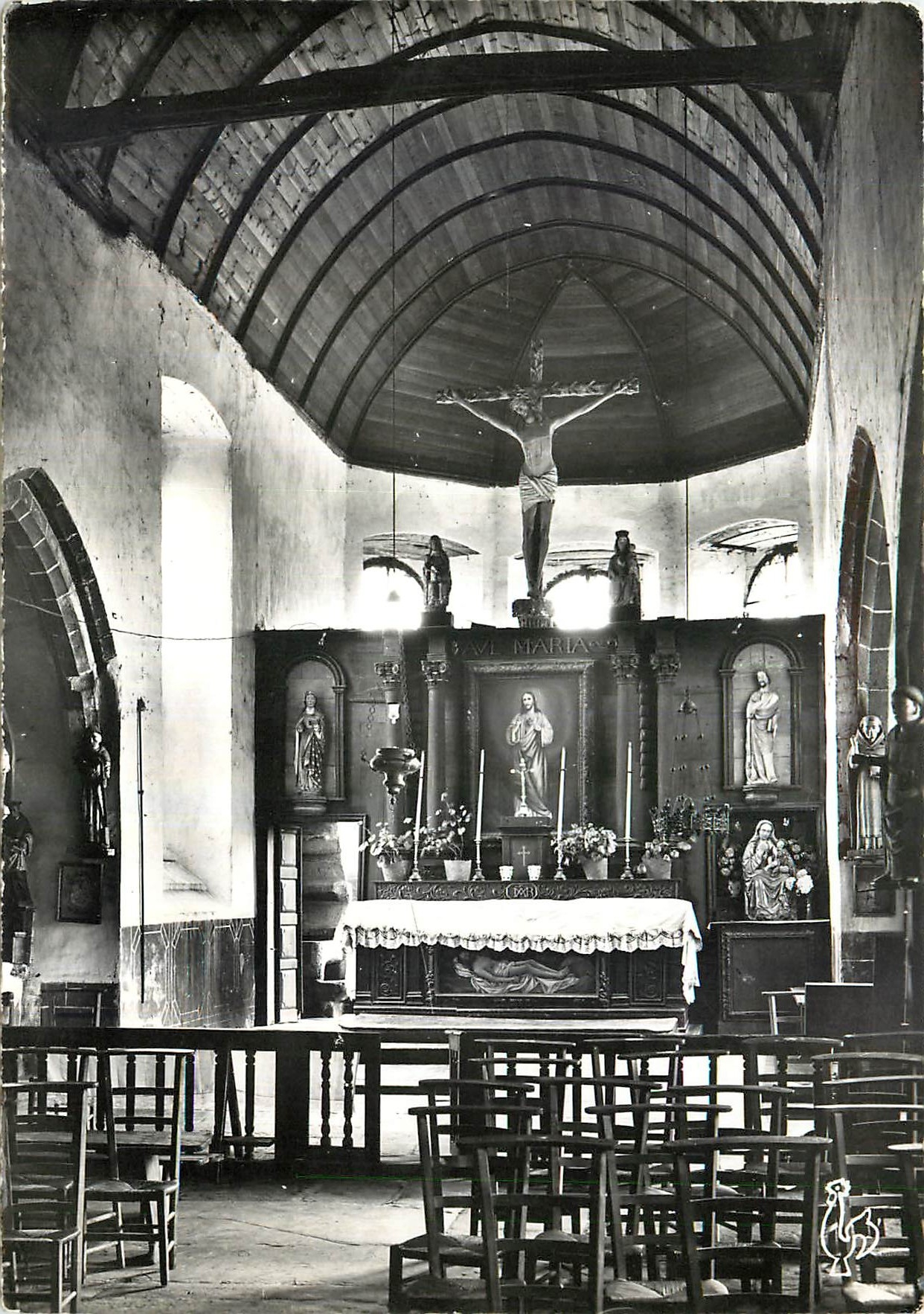 Chapelle de Kermaria-an-Isquit — L'Autel (XIIIe siècle) — Les Tirages Modernes