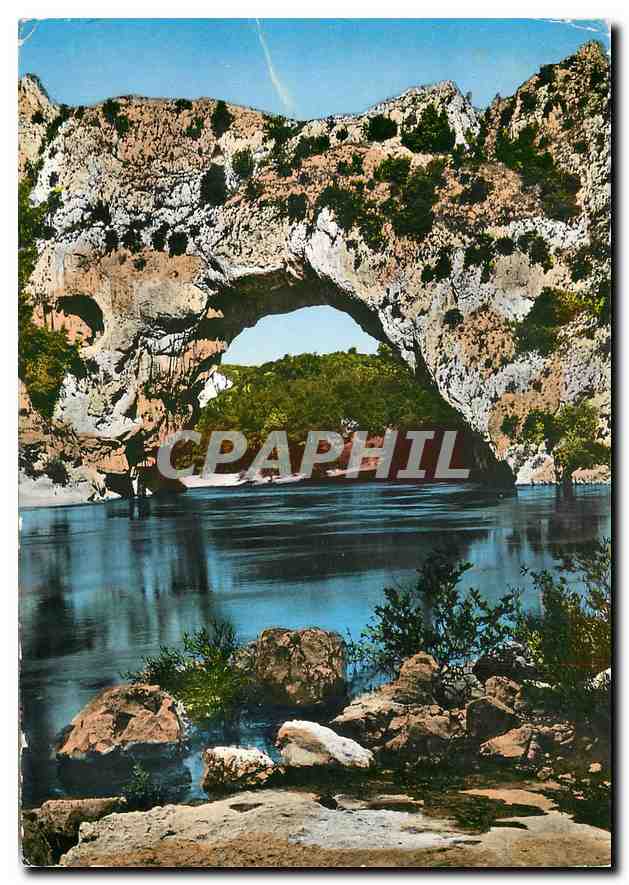 Les Gorges de l'Ardeche — Pont d'Arc (ouverture 55 m) — Les Éditions de l'Économie, Bron (Rhône)