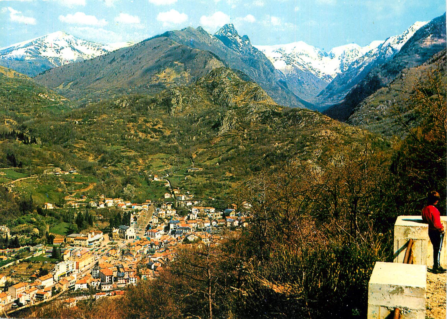 CPM Ax les Thermes Station thermale De la route du Bonascre vue generale au loin la Dent d'Orlu 