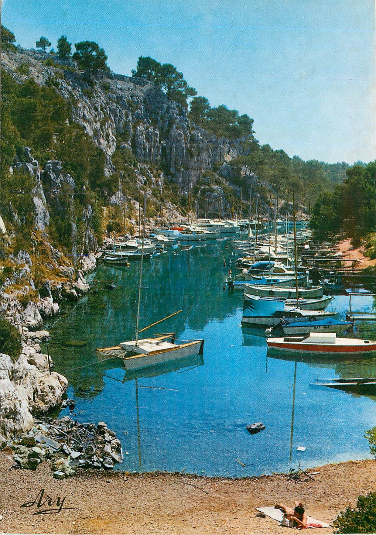 CPM Nos Belles Calanques pres de Cassis Calanque du Port Miou 