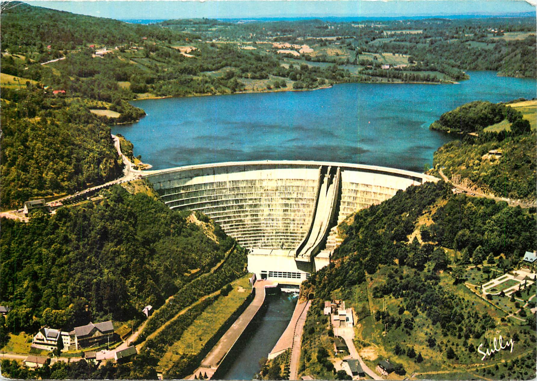 CPM Le barrage de Bort Correze et sa retenue 