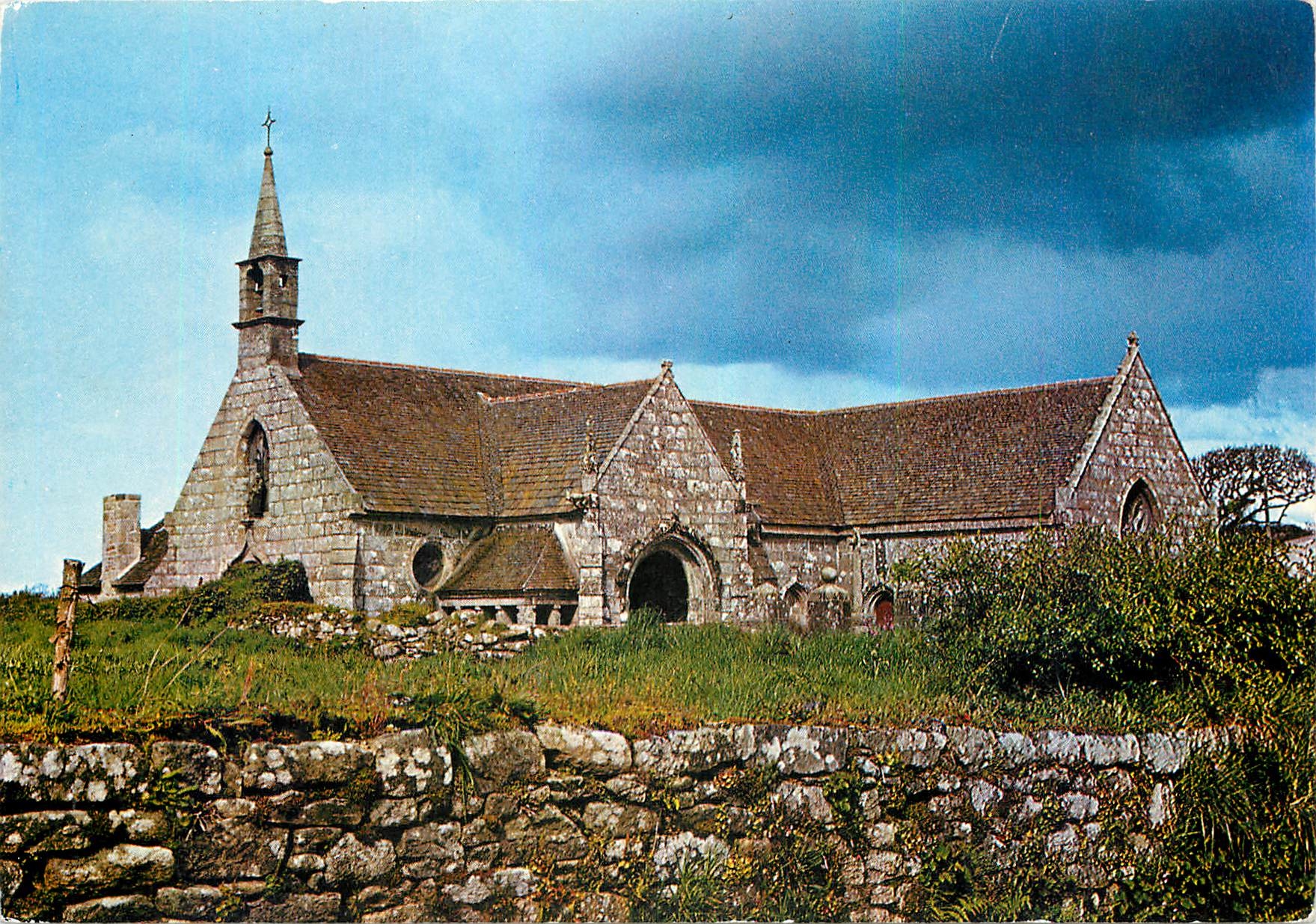 Notre-Dame du Grouanec — Enclos paroissial du XVIIe siècle — Éditions Bretonnes