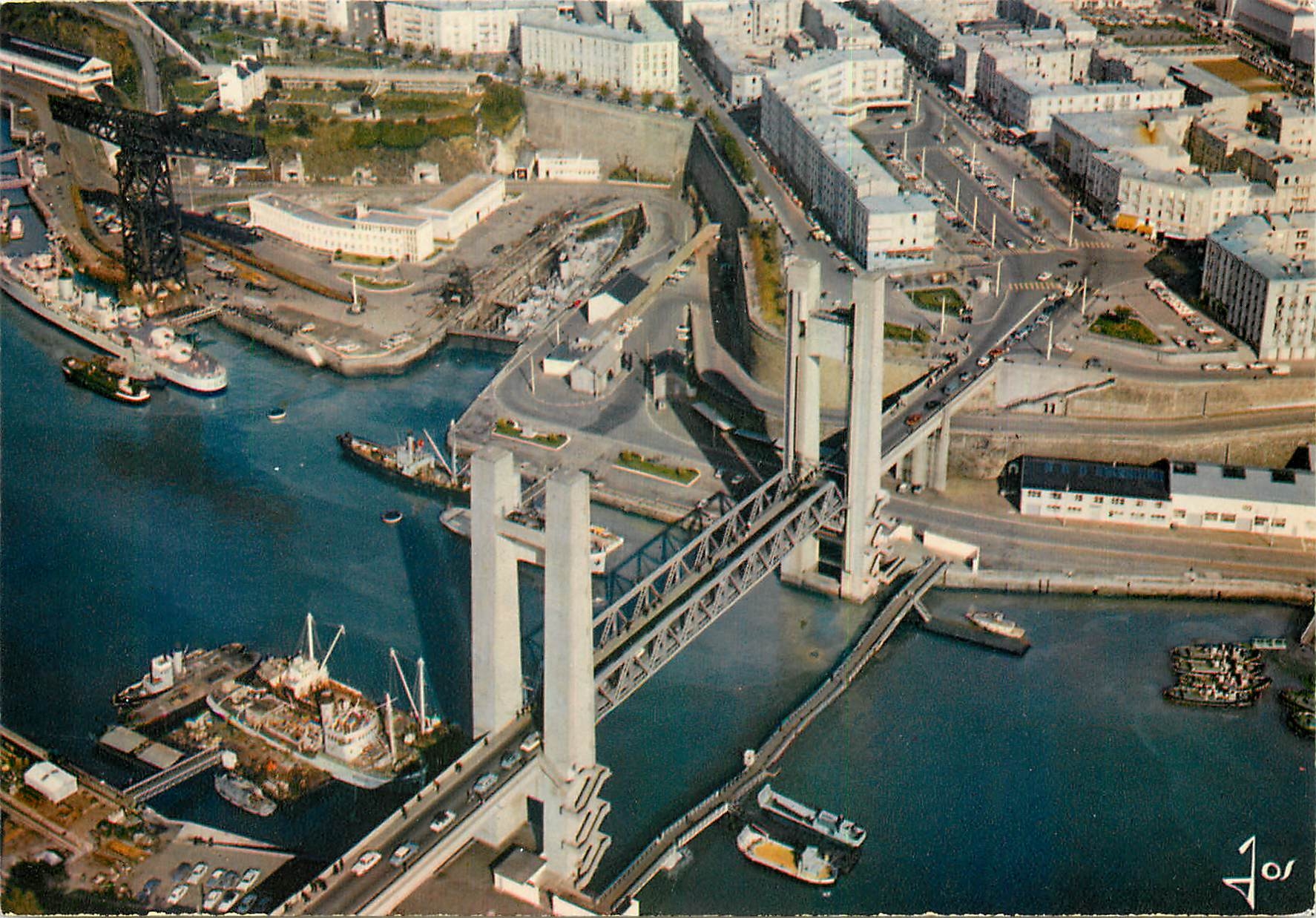 CPM La Bretagne en Couleurs Brest Le Pont Levant 