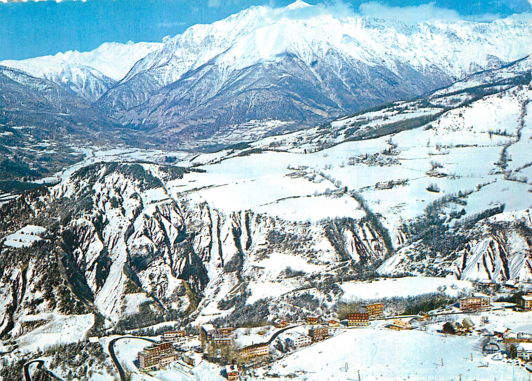 CPM Le Sauze Alpes de Hte Prov Station ete hiver Vue generale aerienne 