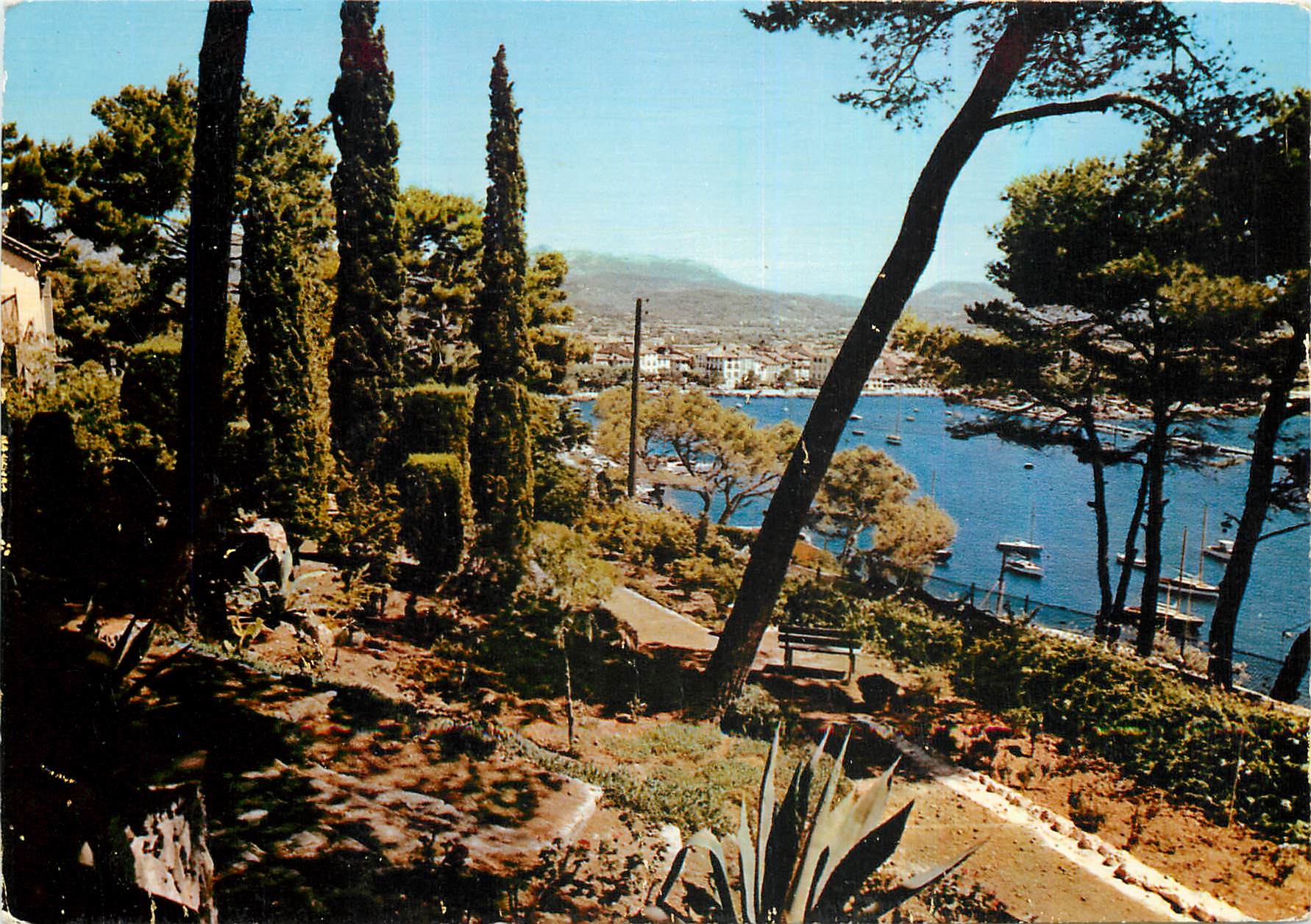 CPM Lumiere et Beaute de la Cote d'Azur Sanary Perspective sur Sanary 