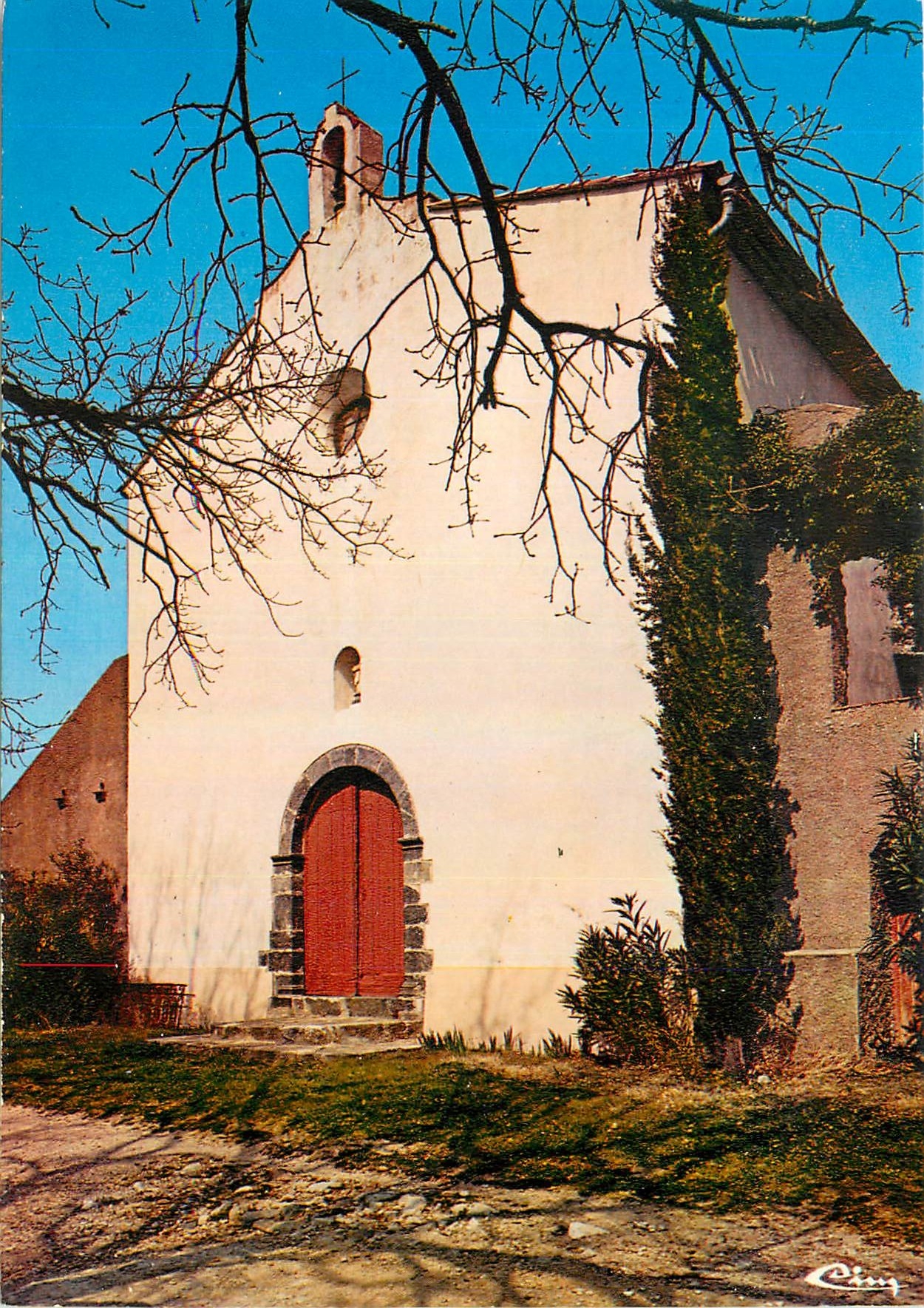 CPM Grimaud Var Chapelle Notre Dame de la Queste 