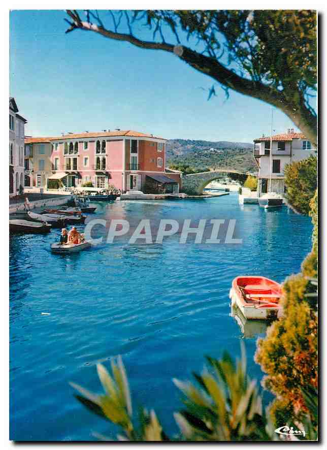 Port-Grimaud (Var) — Cité lacustre — réalisée par 'Etige et Maneru S.A.'