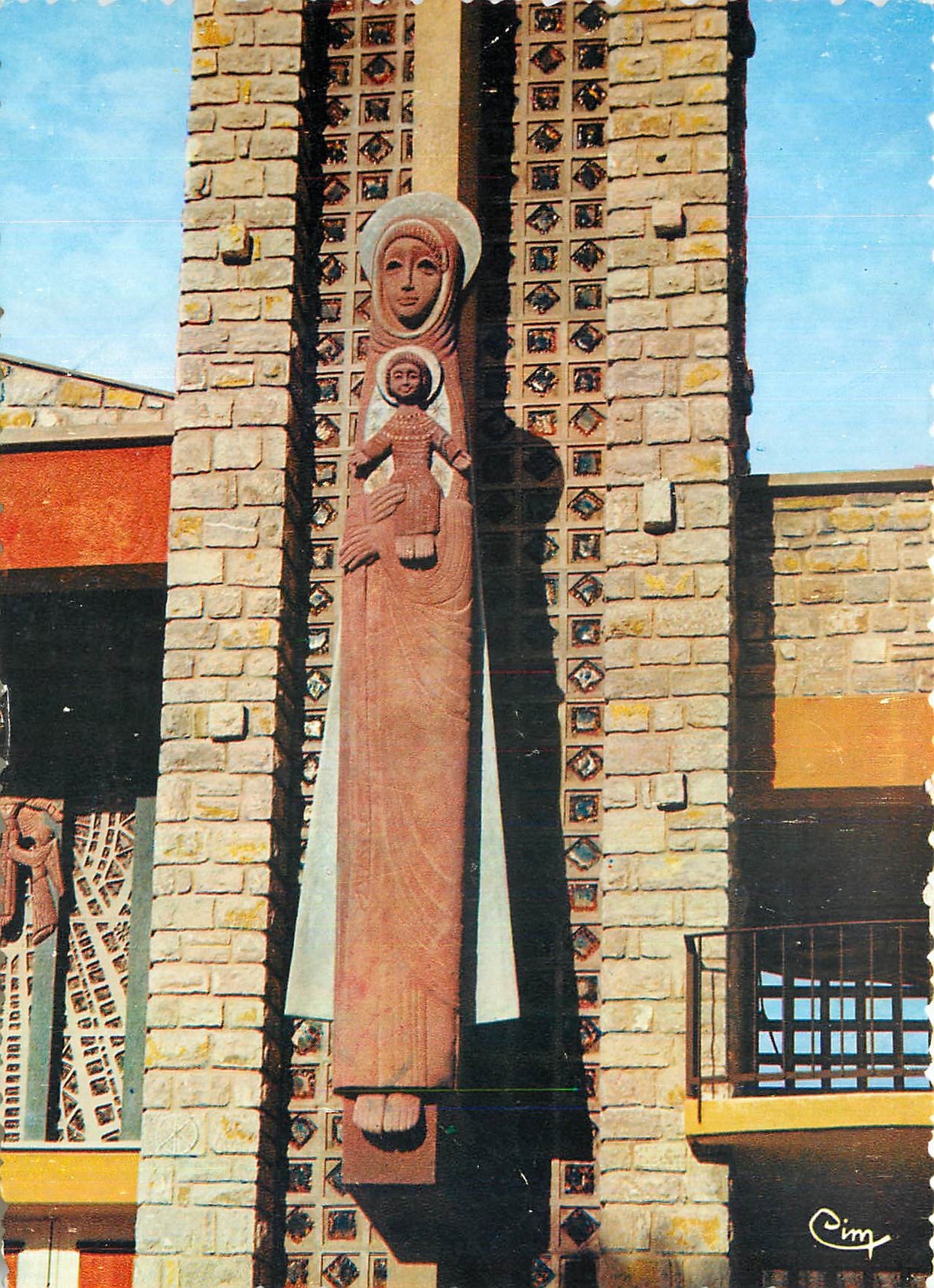 CPM Hyeres les Palmiers Var Sanctuaire Notre Dame de Consolation La Vierge d'Accueil de Lambert Ruck