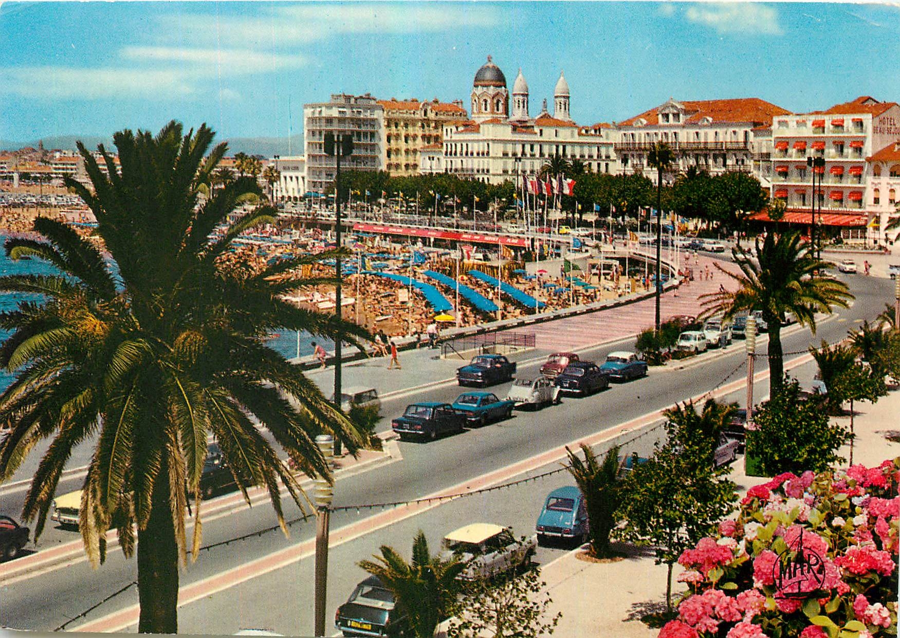 CPM La Cote d'Azur Saint Raphael Le Boulevard Felix Martin 