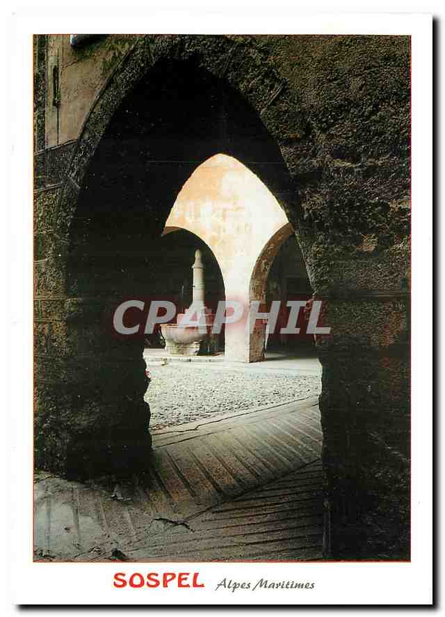 CPM Sospel Alpes Maritimes La Vieille fontaine et les arcades de la place sT Nicolas 