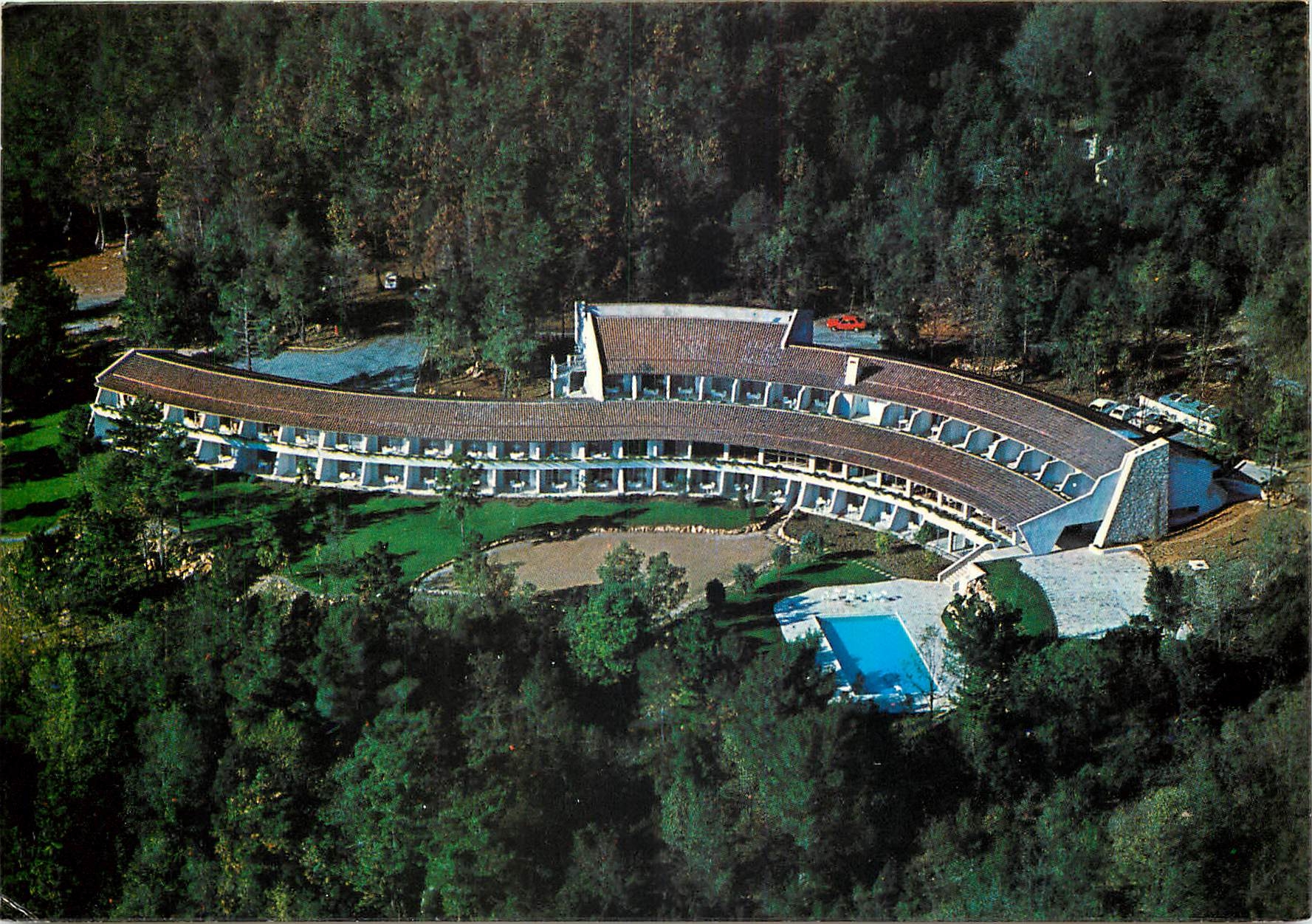 CPM Sperry Univac International Executive Centre Chemin des Salletes Saint Paul France 