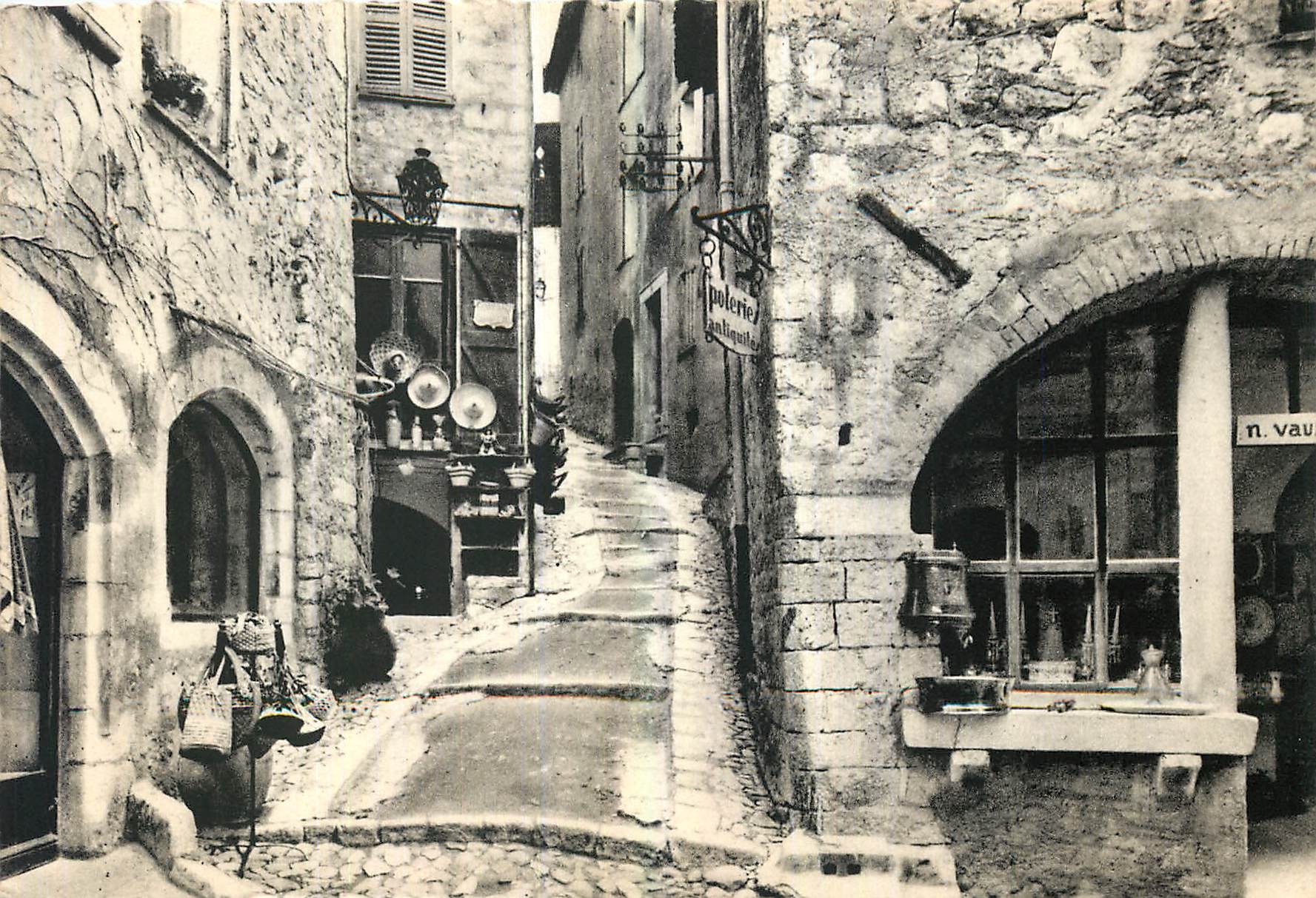 CPM Saint Paul Alpes Mariimes Un coin pittoresque Montee de l'Eglise 