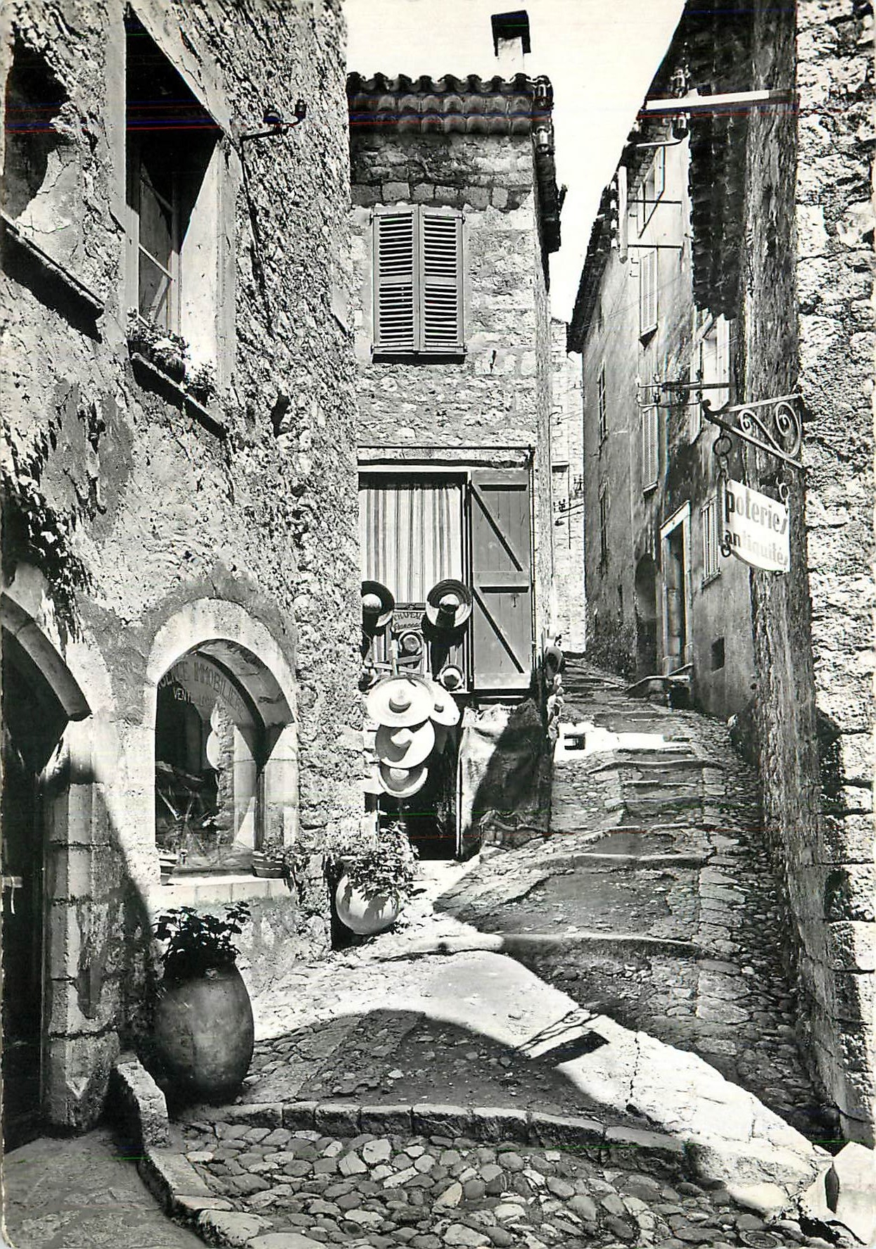 CPA Saint Paul de Vence Montee de l'Eglise 