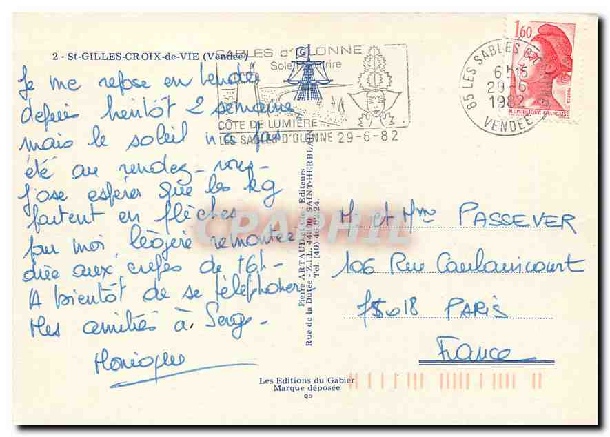 CPM St Gilles Croix de Vie Vendee Port de peche La plage Rue principale — Back