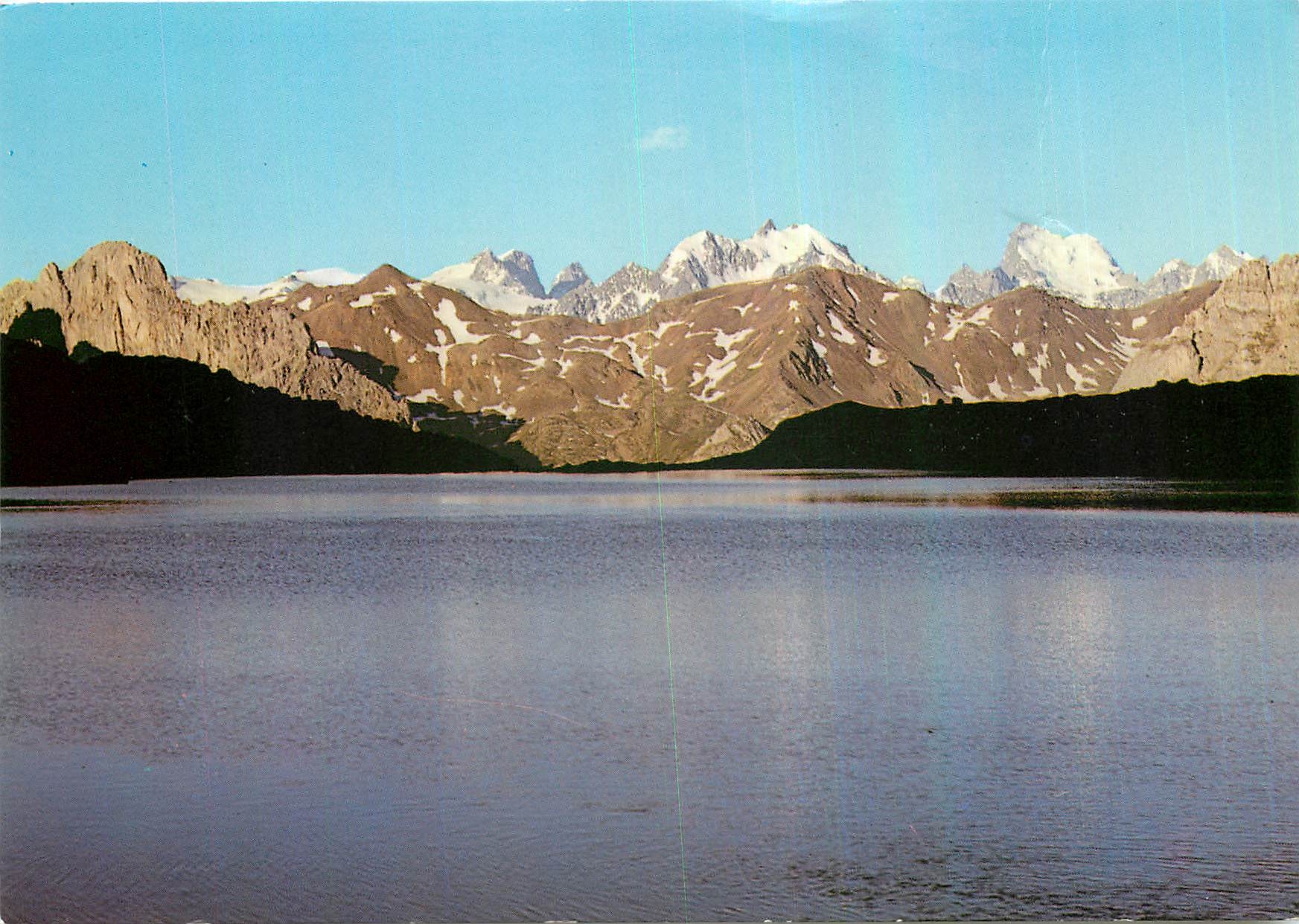 CPM Les Ecrins et les Agneaux vus du Lac du Serpent 