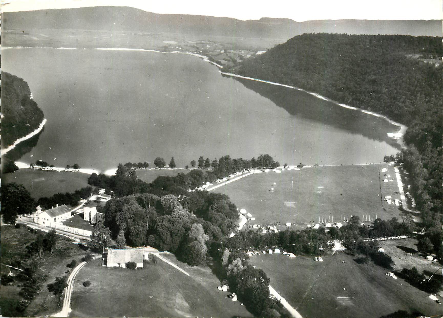 CPM Paysages du Jura Le Lac Chalain 