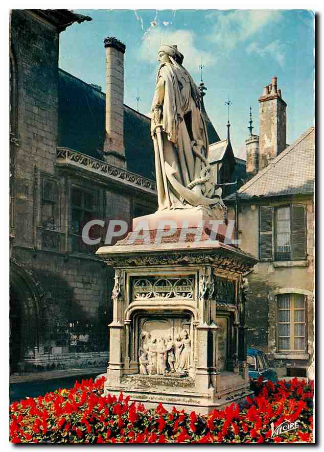 CPM Les Merveilles du Berry Bourges Cher La statue de Jacques Coeur 