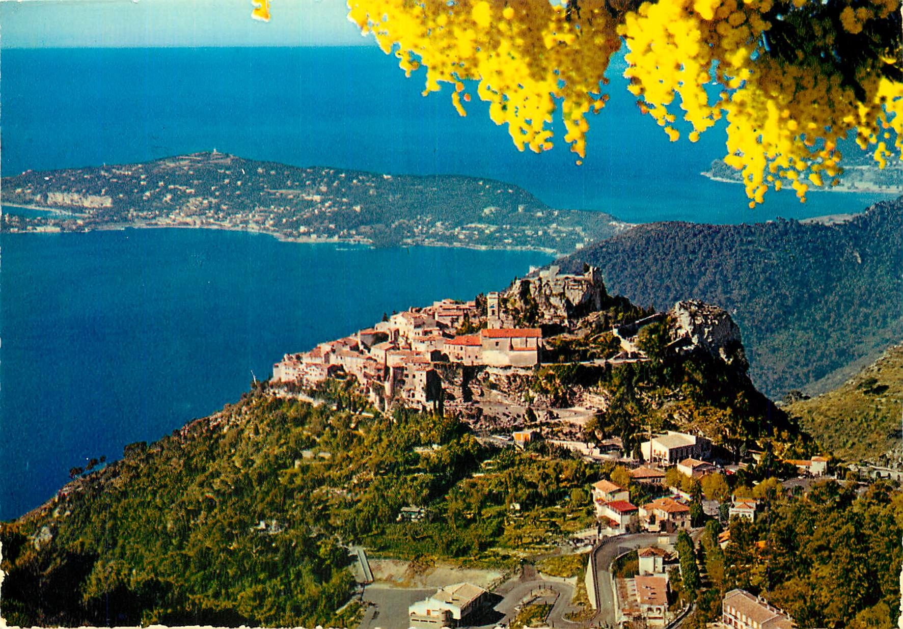 CPM Cote d'Azur Carrefour Mondial du Tourisme Eze Vue generale sur le Village perche et sur le Cap F