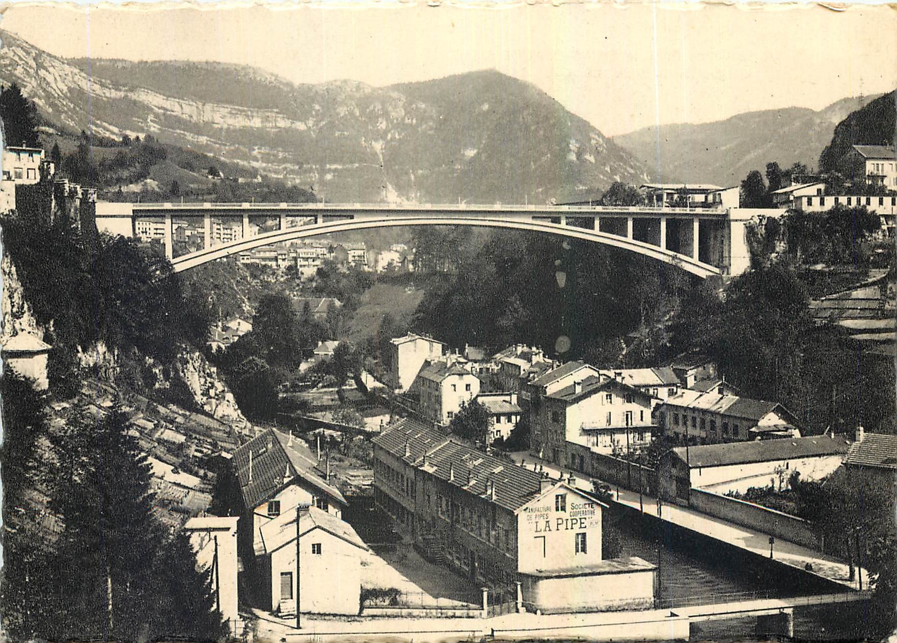CPM Le Grand Pont de Saint Claude Jura 