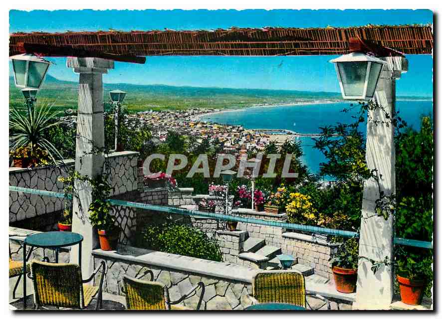 CPM Riviera Adriatica la plu Bella d'italia Cote Adriattique vue de l'Edenrock 