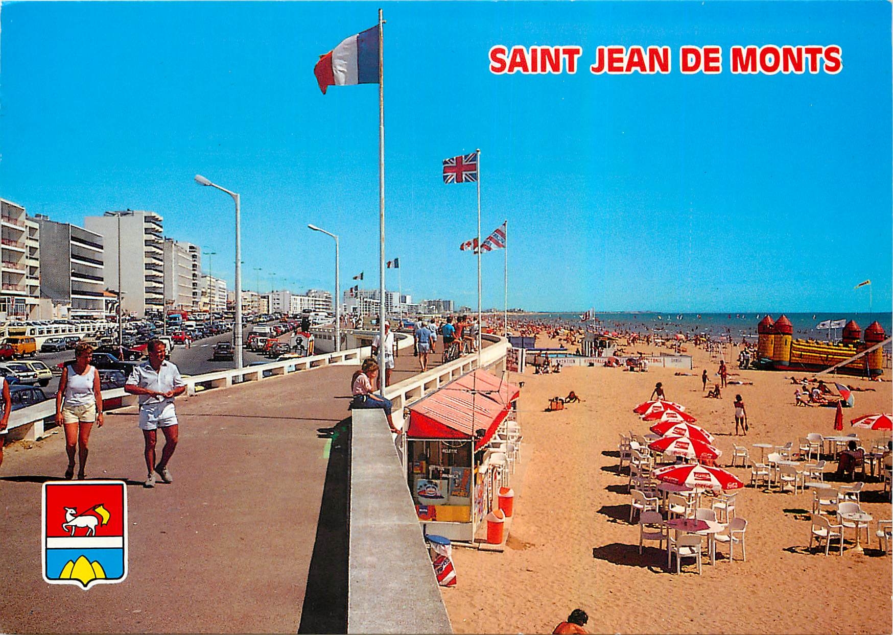 CPM Saint Jean de Monts Vendee L'Esplanade de la Mer 