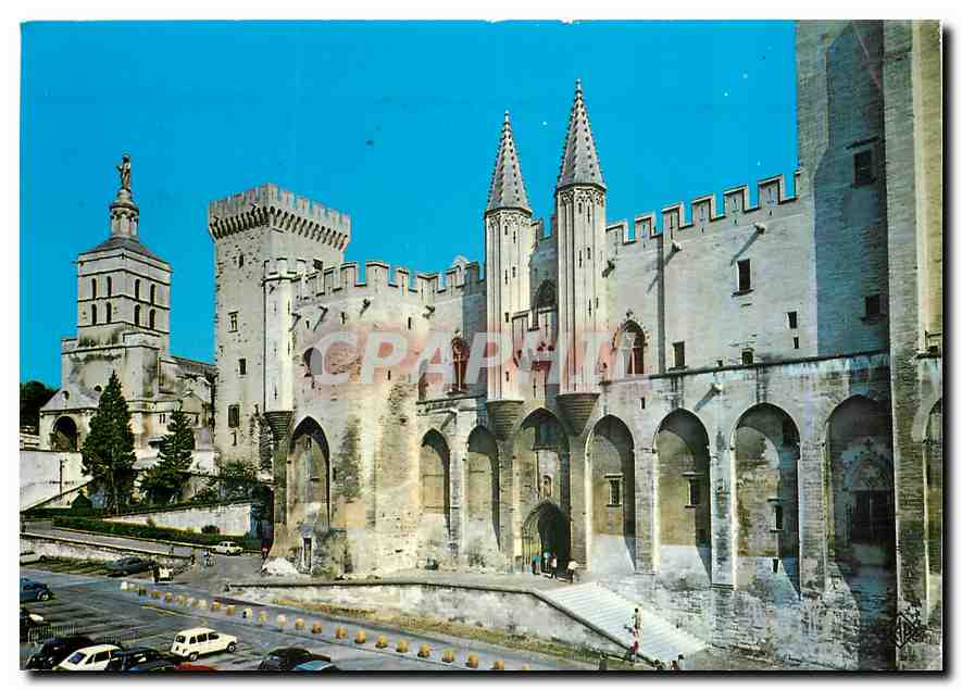 CPM Avignon Le Palais des Papes et Notre Dame des Doms 