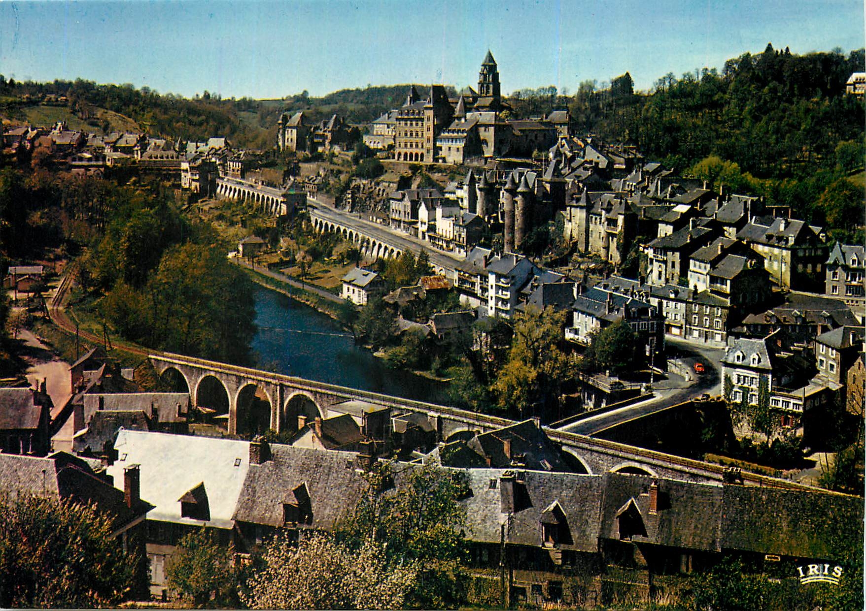 CPM Uzerche Correze La Perle du Limousin Sur les bords de la Vezere Vue generale 