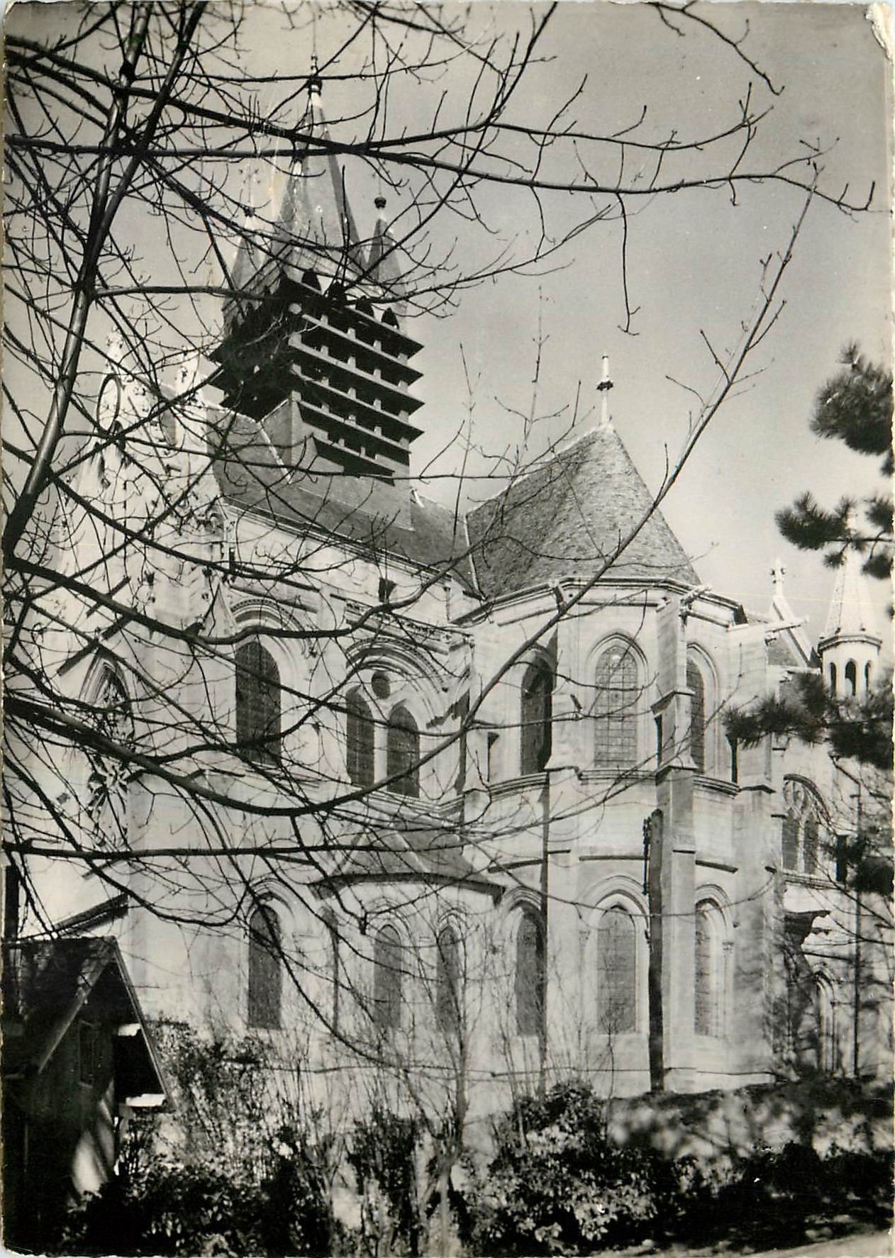 CPM Taverny Eglise Notre Dame Vue de l'Abside 