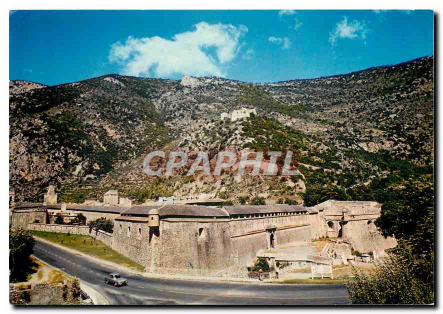 CPM Villefranche de Conflent Pyrenees Orientales Cite medievale Guillaume Raymond 