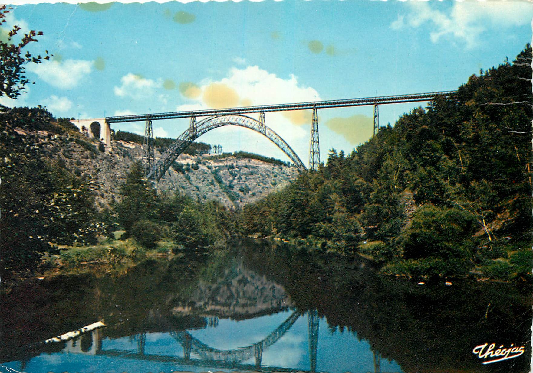 CPM Le Cantal pittoresque Le Viaduc de Garabit 