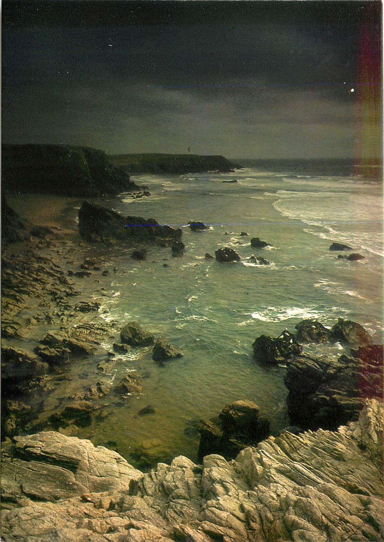 CPM La Bretagne Touristique Presqui'Ile de Quiberon Morbihan Ciel d'orage sur la Cote Sauvage 