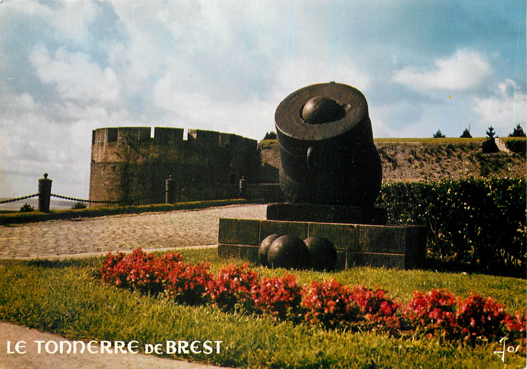 CPM La Bretagne en Couleurs Tonnerre de brest 