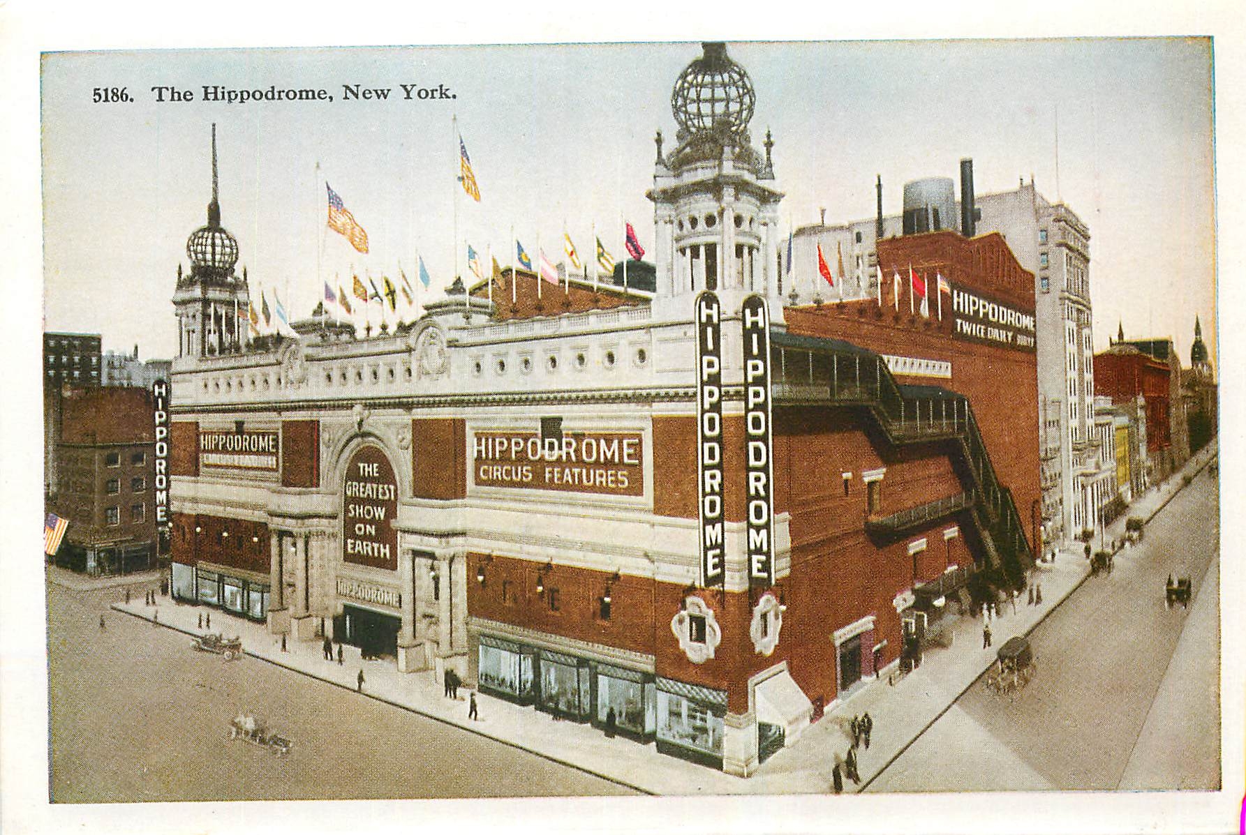 CPM The Hippodrome New York Panorama of Lower Manhattan and Bay from top of Woolworth Building New Y